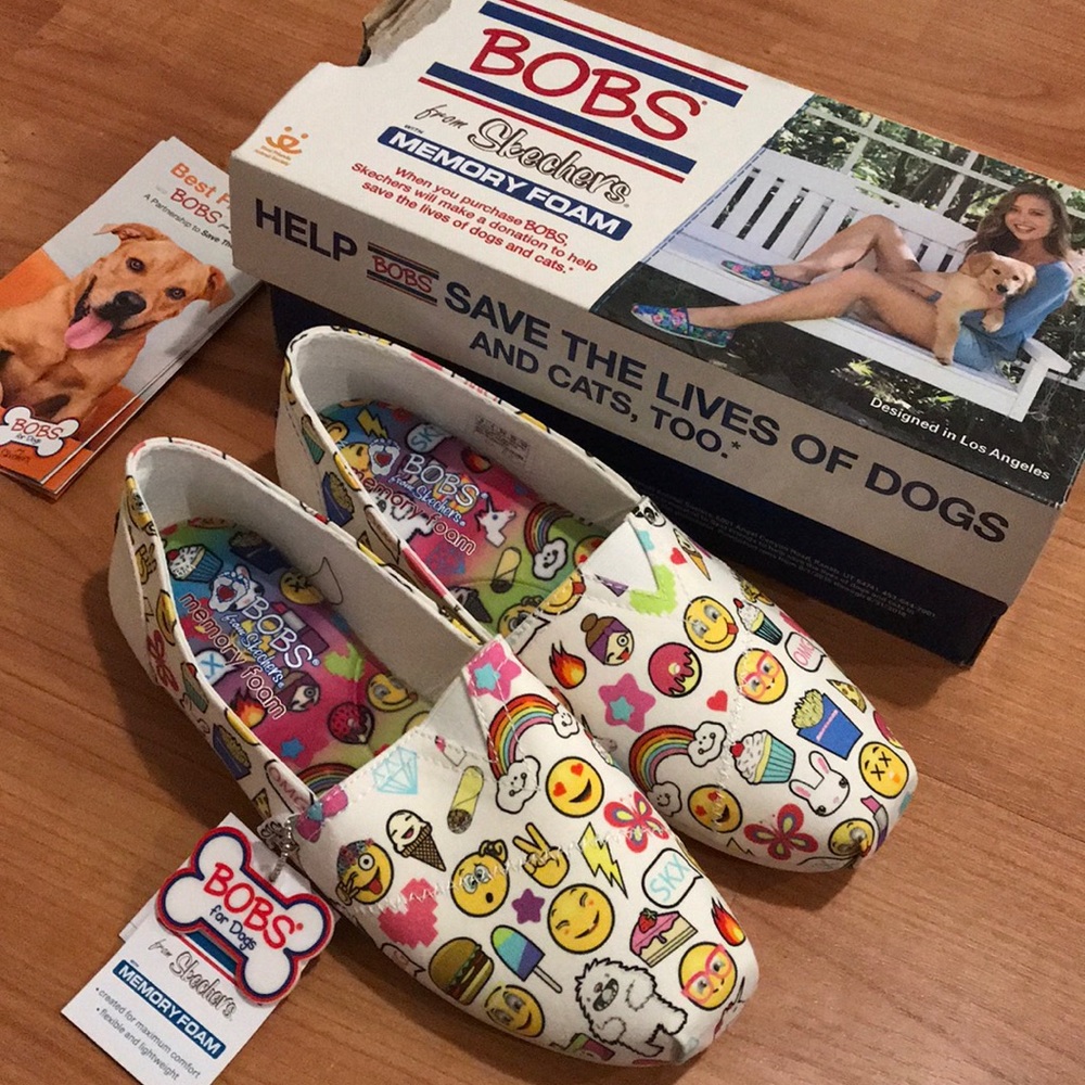 New women Bobs Skechers emoji memory foam sneakers